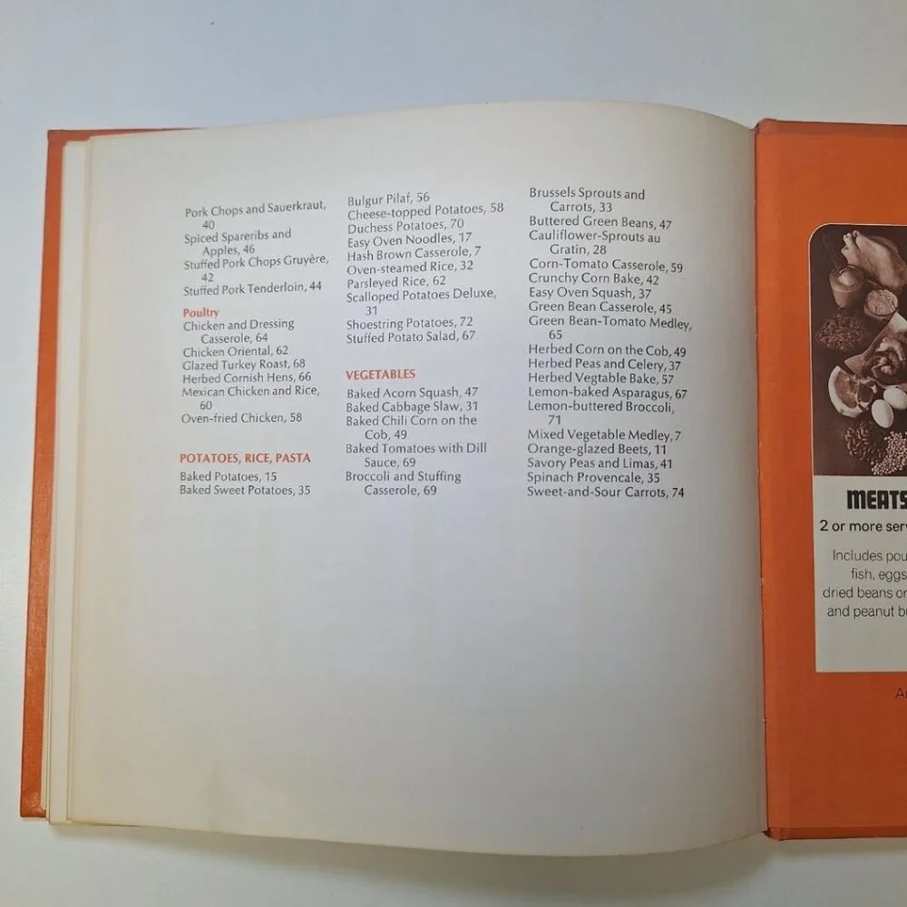 Betty Crockers Easy Oven Cook Book Meals Recipe 1973 Orange‎ Hardcover Dinner